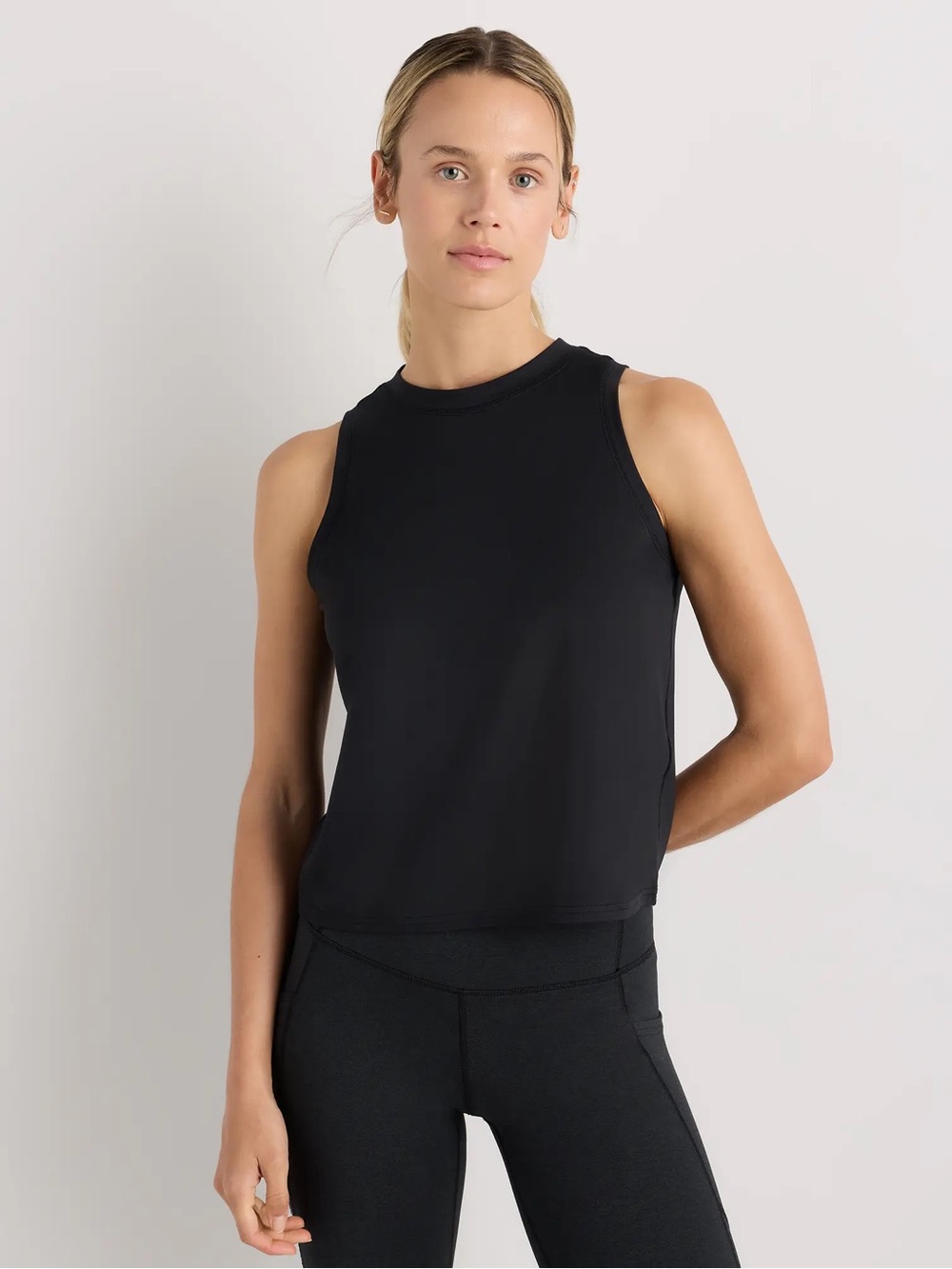 Quince Flowknit Breeze High Neck Tank Black Moisture Wicking Activewear Size S